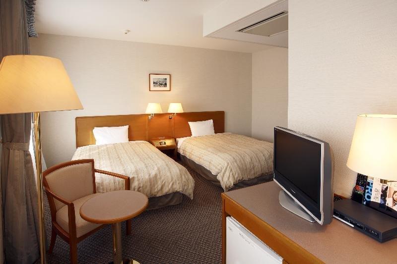 Jr-East Hotel Mets Tsudanuma Narashino Exterior photo